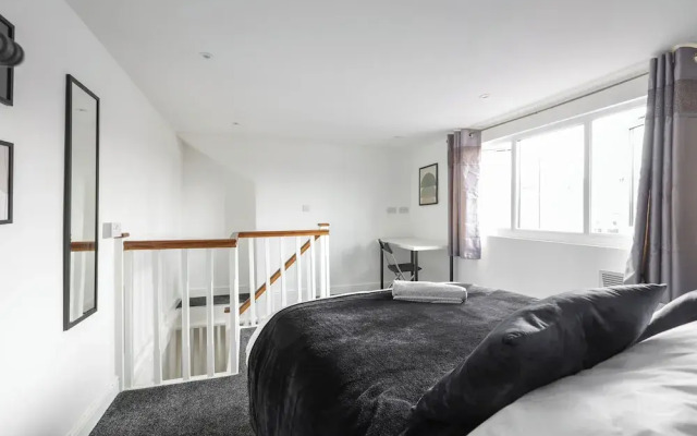 Cosy Apartment Near Leeds City Centre