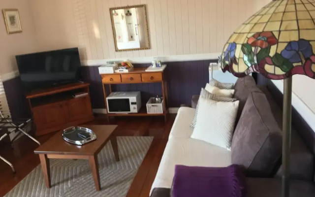 Swan Inn Bed and Breakfast