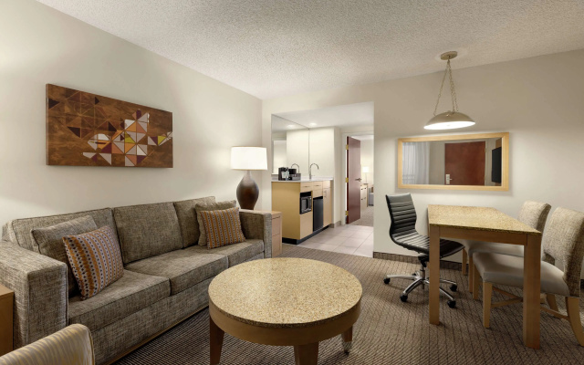 Embassy Suites by Hilton Denver International Airport