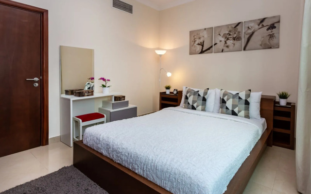 Modern And Bright 1 Br Apartment Amazing Views