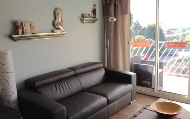 Quartier piscine municipale Bel Appart 4 pers terrasse parking wi-fi
