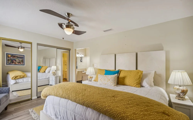 Sandpiper Cove 3104 2 Bedroom Condo by RedAwning