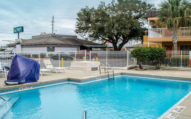 Baymont by Wyndham Pensacola at NAS Corry