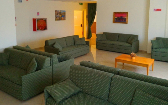 Touring Hotel