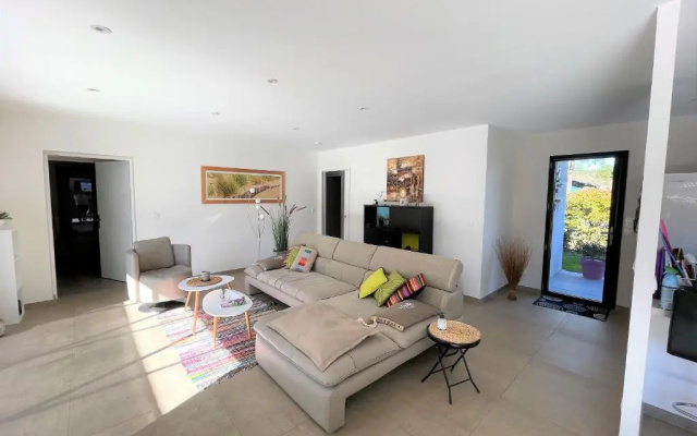 VILLA LUCIA, 8 PERS, au calme, proche plage à Vieux-Boucau