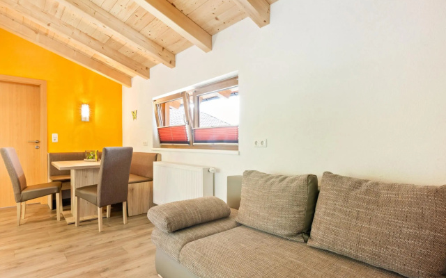 Cozy apartment in Hollersbach in Pinzgau with