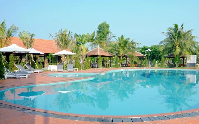 Tam Giang Resort And Spa