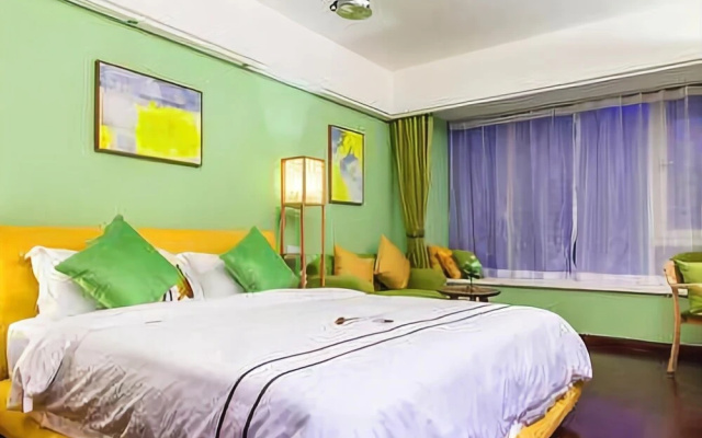 Yashe Boutique Hotel (Chengdu Financial City Metro Station Twin Towers)