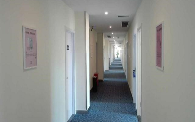 7 Days Inn Tangshan Guigu Shumacheng Branch