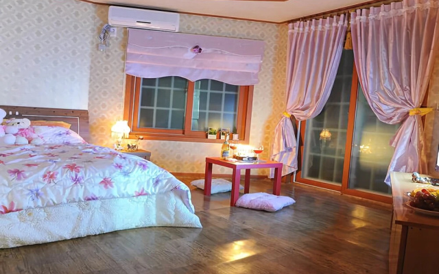 Geoje Nojasan Mountain Pension