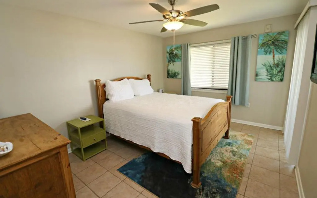 Ocean Village Club N31