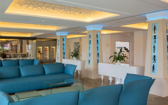 Hotel Luxor