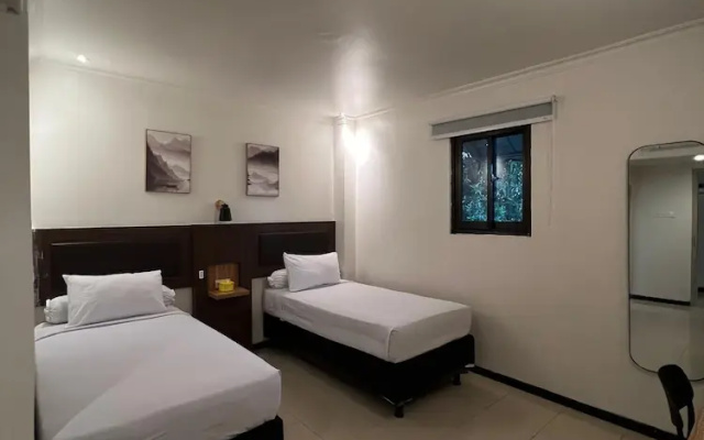 Hotel Harmony