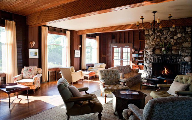 Chebeague Island Inn