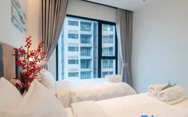 Zenity - 3 Bedrooms Apartment - Central D1