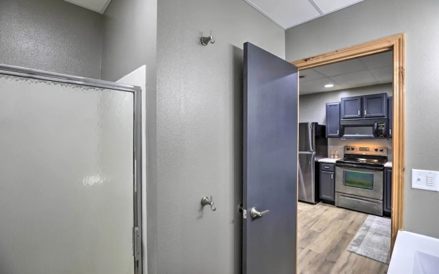 Modern Yankton Apartment Near Riverside Park!