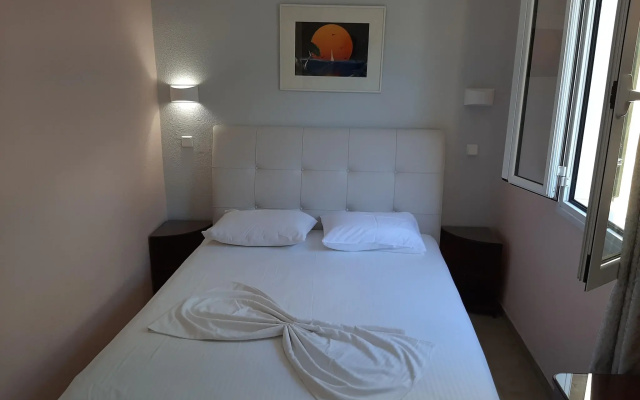 Pleasant Apartment in Mpenitses With Terrace