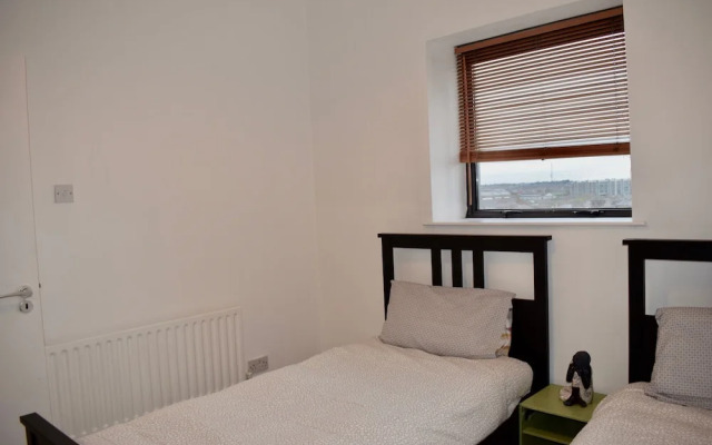 Modern 2 Bedroom Ifsc in Spencer Dock