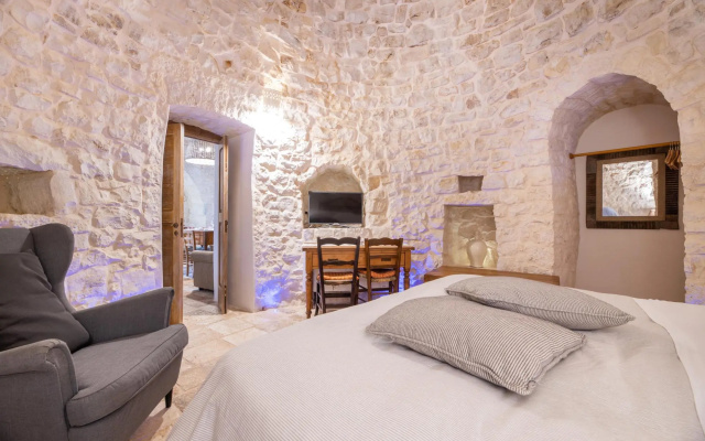 Trullo Fortuna Pool Suite