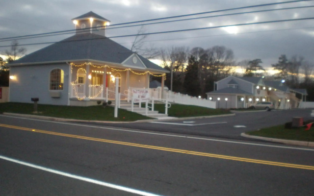 Village Inn and Suites