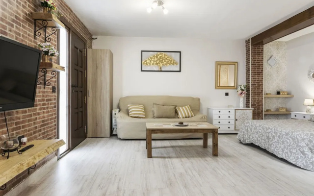 Cozy Holiday Home in Ronda near River