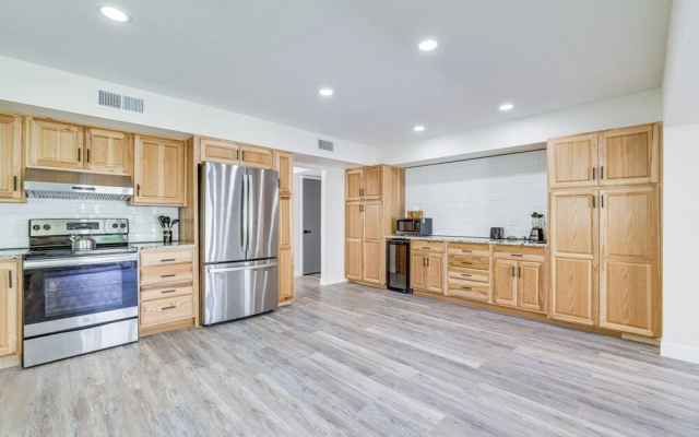 Furnished Patio! Family-friendly Retreat in Tempe