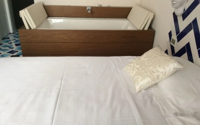 Moo Suite Deluxe