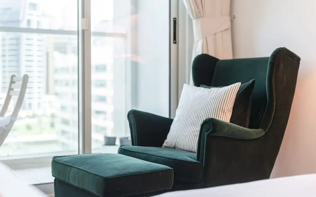 Marina view Spacious studio Newly decorated Dubai Apartments