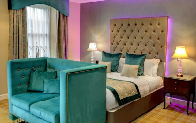 Rogerthorpe Manor Hotel