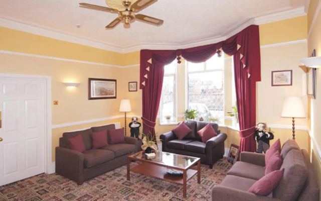 Buckinghams Hotel