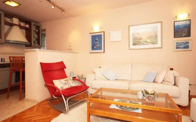 Charming Apartment