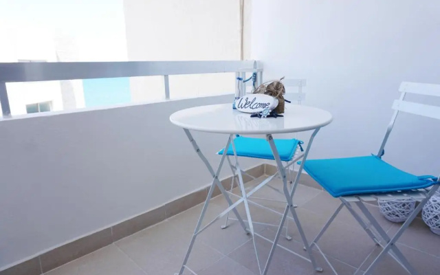 Lazuli Beach & Pool Apartment 501