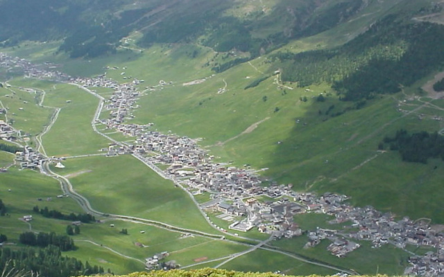 Peaceful Holiday Home in Livigno Italy near Ski Area