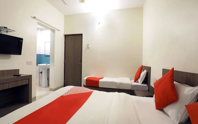 Hotel Shri Sai Murli