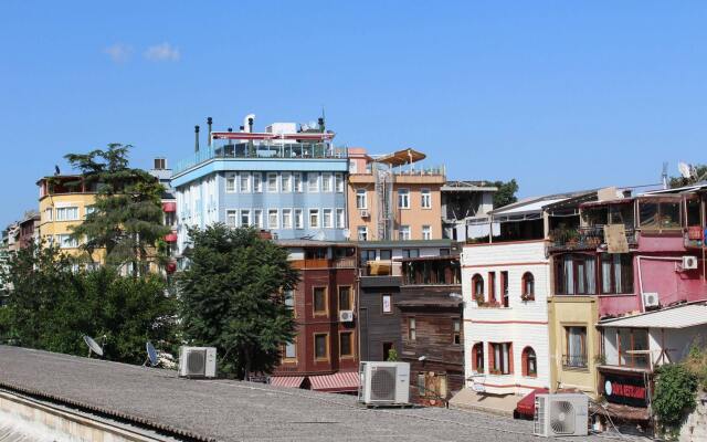 Ararat Hotel вид на фасад