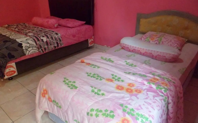 Villa Kota Bunga Lavender