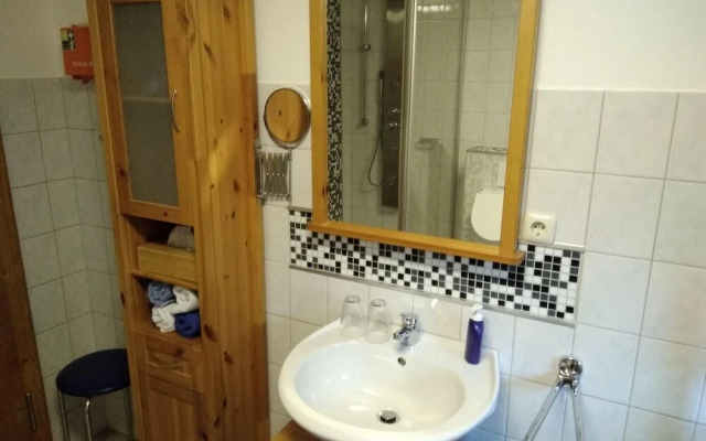 Haus am Hüttenteich, Ferienwohnung Reitzig - Klassisch im Obergeschoss