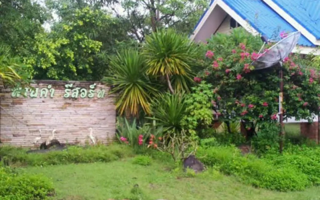Phankham Resort