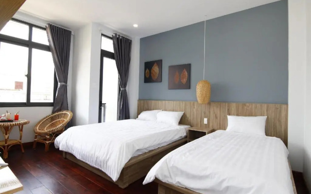 5 Elements Hostel