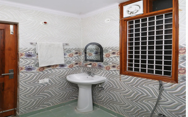 OYO 10361 Hotel Stay @ 23
