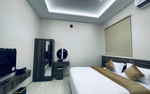 Calm Serviced Apartments 3