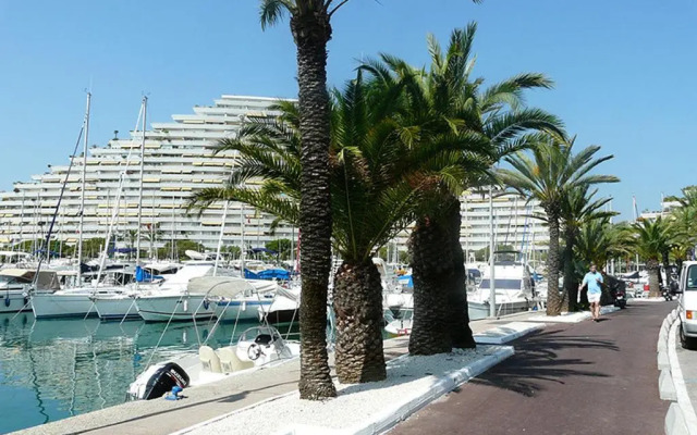 Studio Rez de jardin Marina baie des Anges