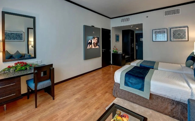 Grandeur Hotel