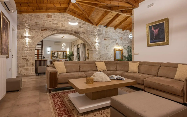 Terra Nostra Mansion and Events Venue