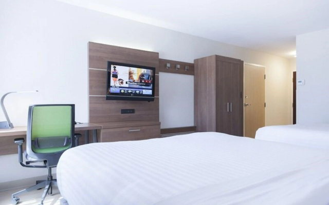Holiday Inn Express & Suites Charlottetown by IHG