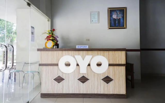 OYO 1283 Guest House Loemajan
