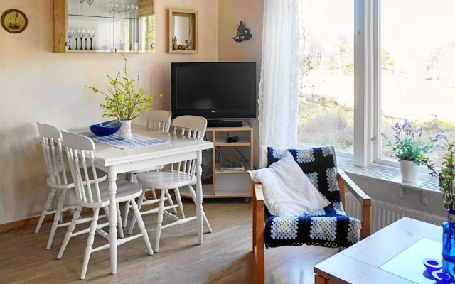 Seaside Charm in Flaton Retreat-by Traum