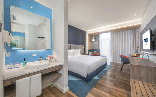 Holiday Inn Express Shanghai Gubei by IHG
