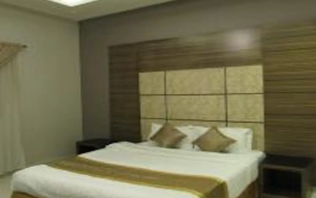 Iwan AlAndalusia Hotel suites