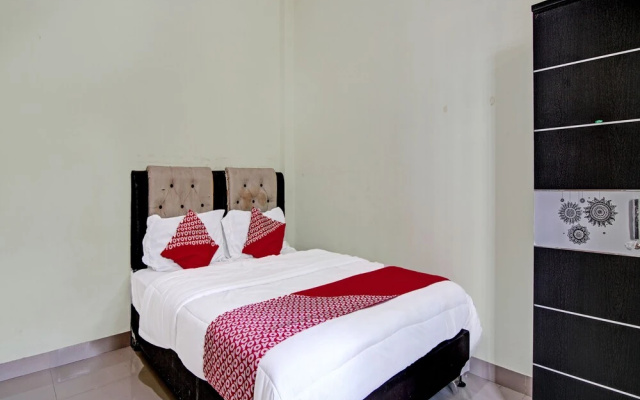 OYO 91642 Fhazel Residence Syariah